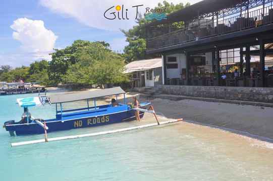 Lombok Real Estate - Beachfront Hotel in Gili Trawanggan for sale by Owner (no agent) / GiliT Resort - Indonesia - Image# 10